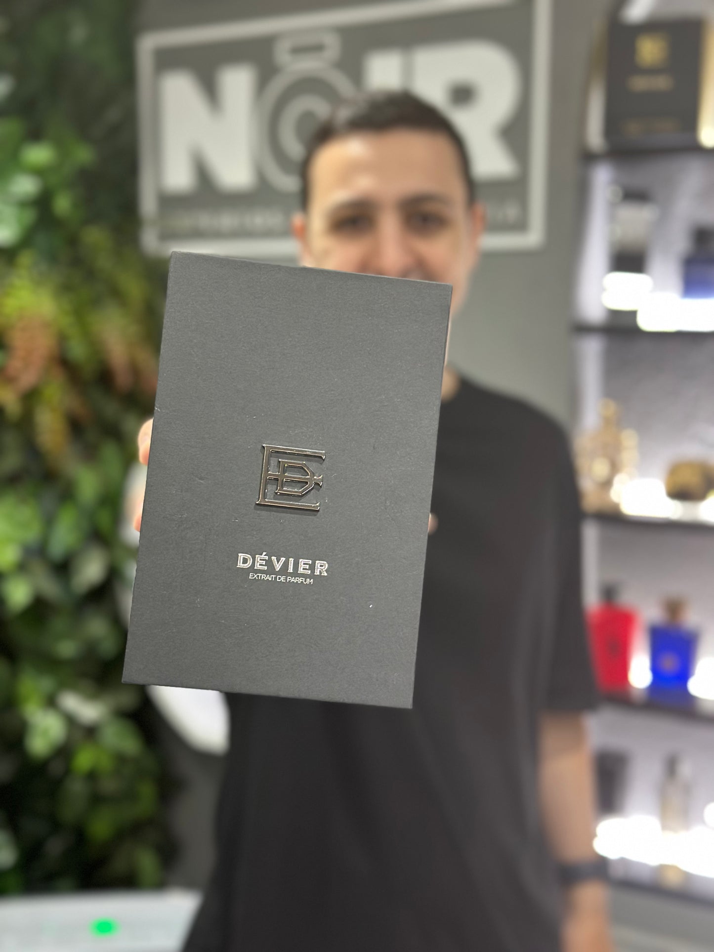 Devier D Seven 100ml Extrait de Parfum Unisex - Noir Perfumeria