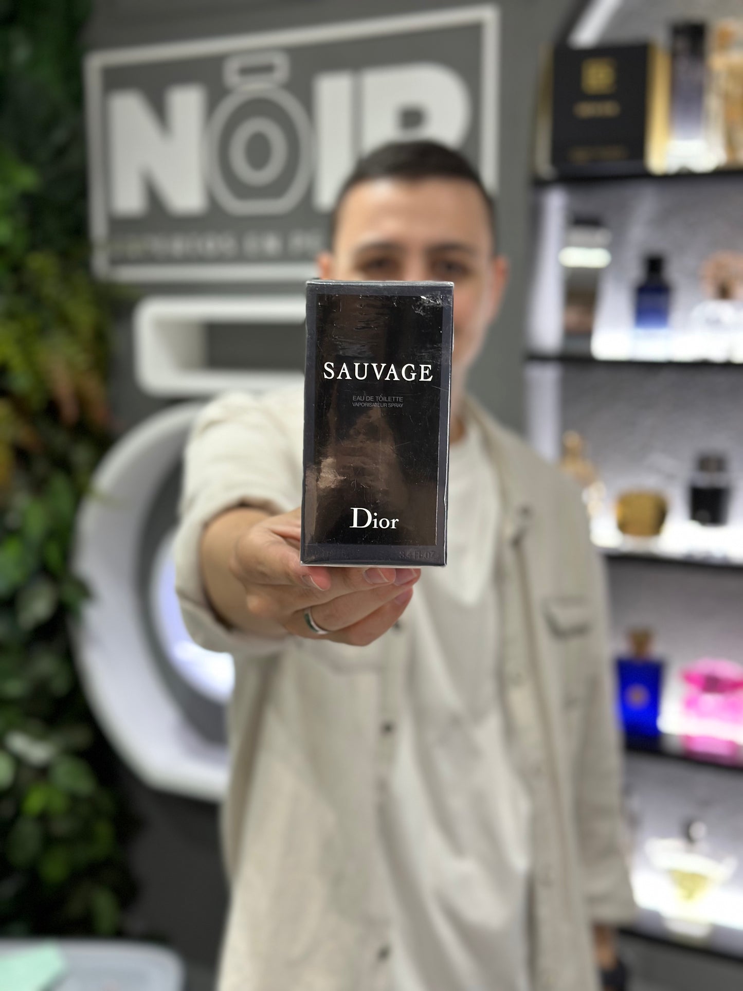 Sauvage Dior 100ml EDT Hombre - Noir Perfumeria