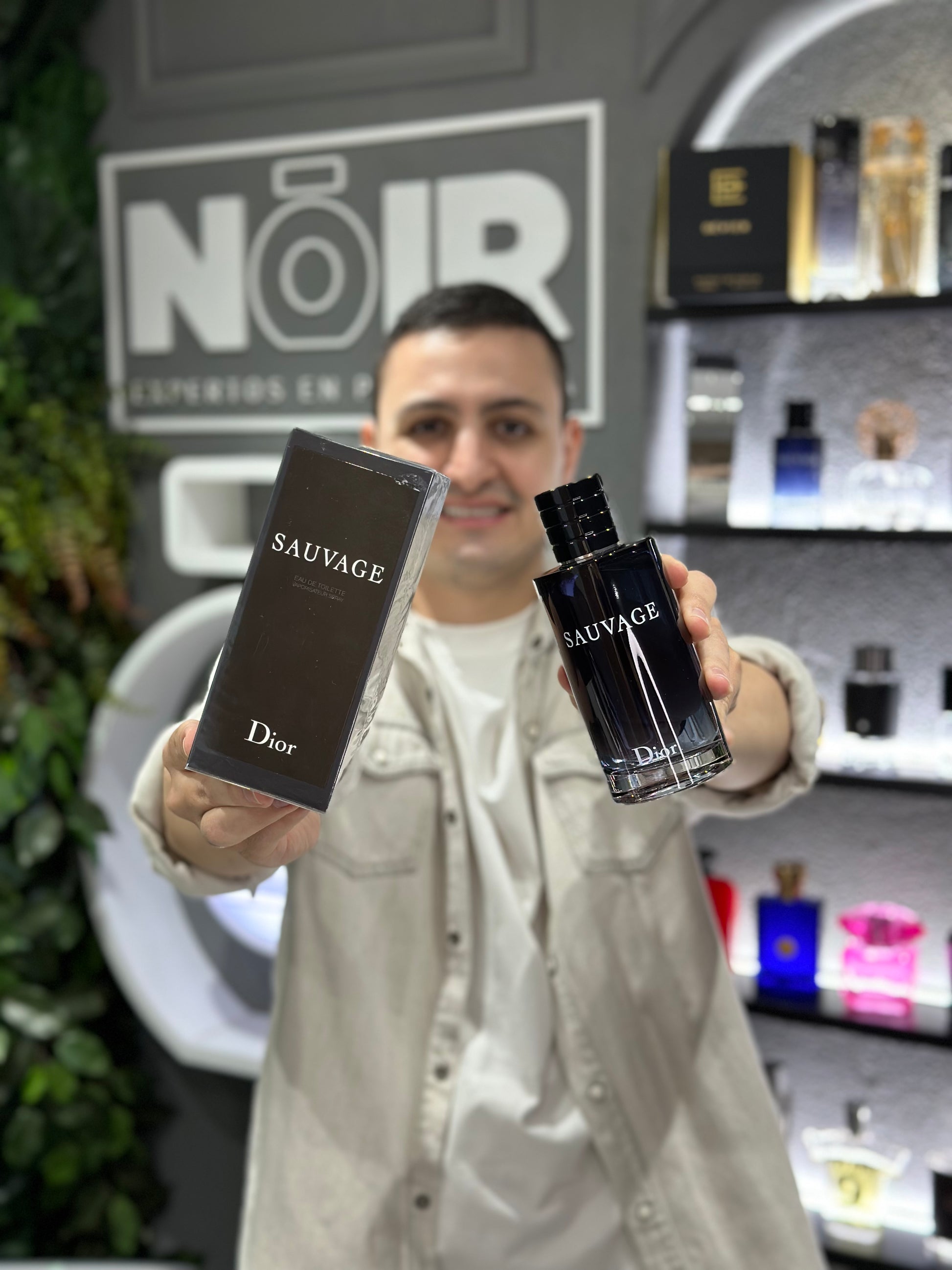 Sauvage Dior 200ml EDT Hombre – Noir Perfumeria