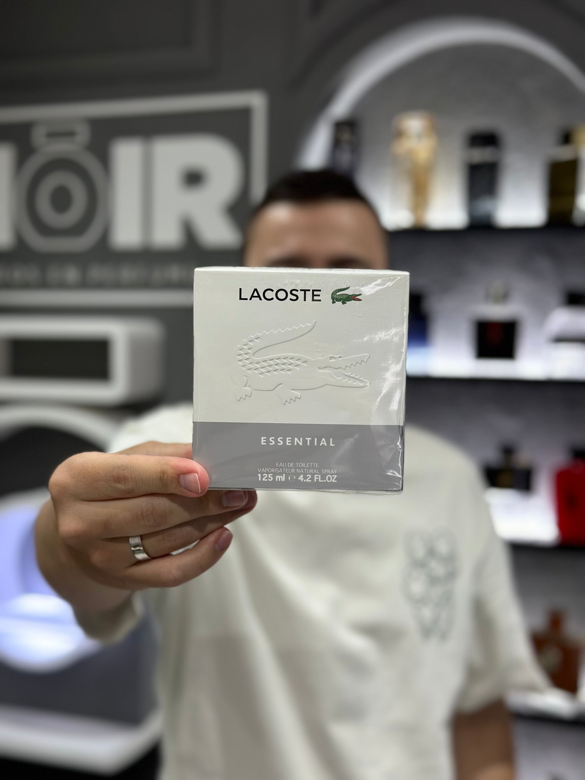 Lacoste Essential 125ml EDT Hombre – Noir Perfumeria