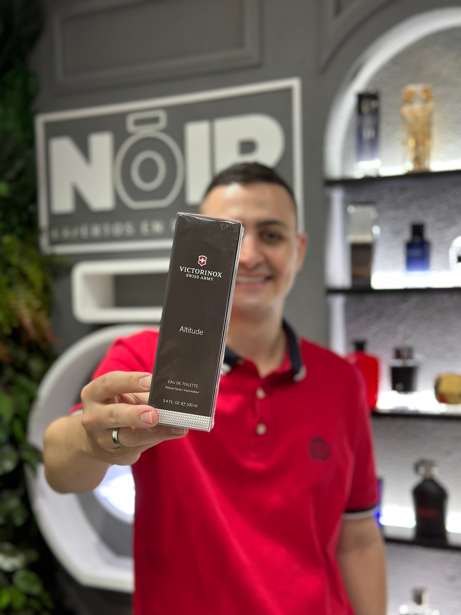 Swiss Army Altitude Victorinox 100ml EDT Hombre – Noir Perfumeria